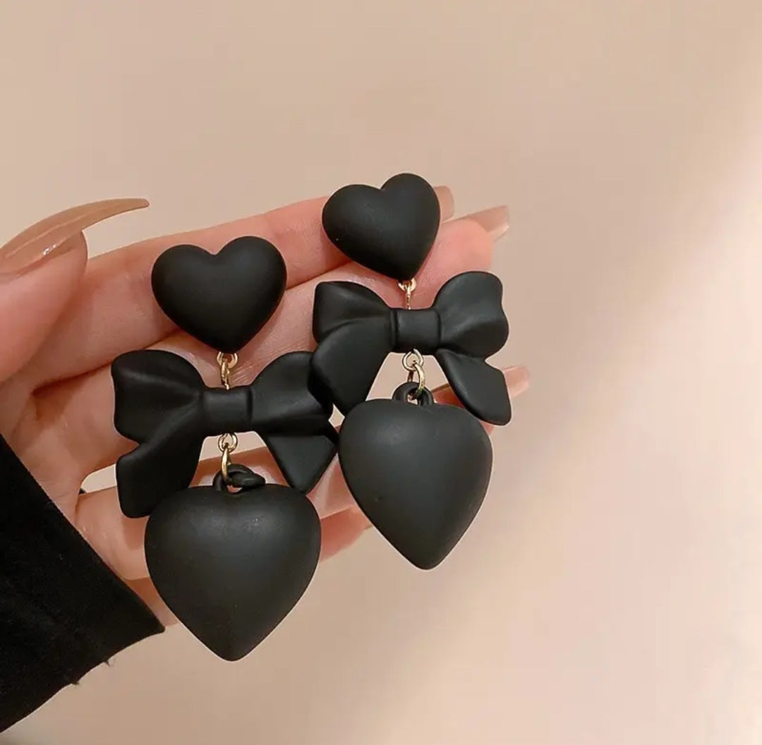 Bowknot Heart Earring