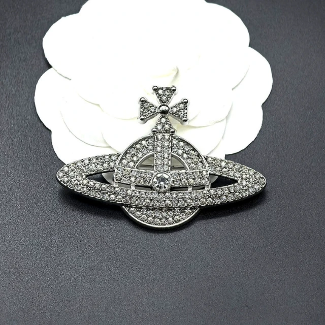 Vivienne Westwood inspire brooch