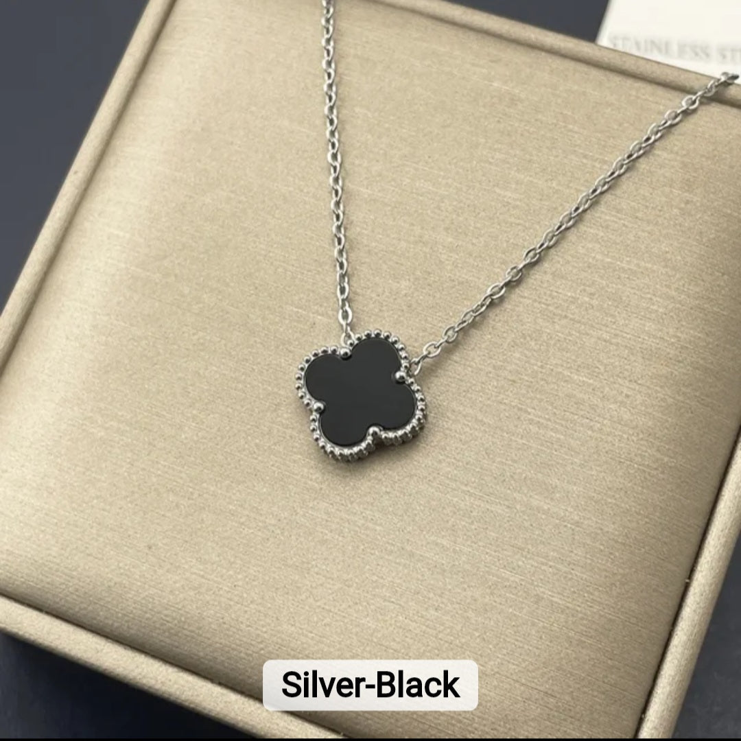 Van Cleef Inspire 15mm Silver Clover Necklace