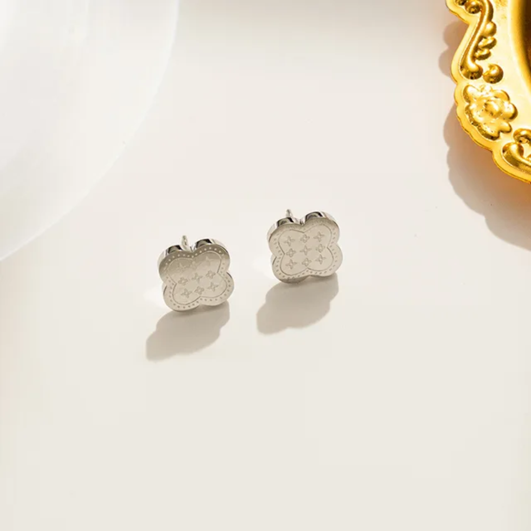 Van Cleef Inspired Stamp Clover Jewelry Collection