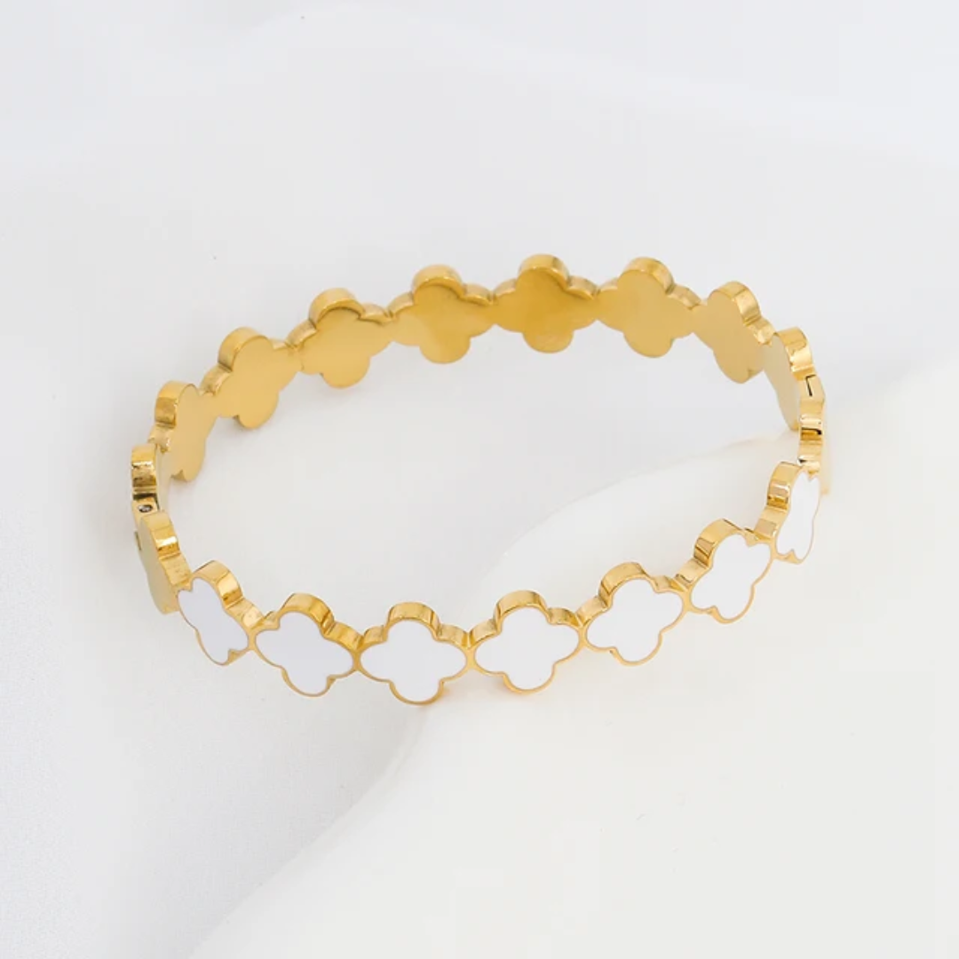 Van Cleef inspired Clover Bangle
