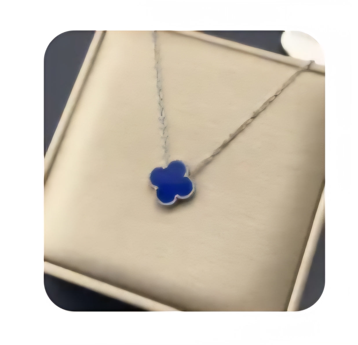 Van Cleef Inspire 15mm Silver Clover Necklace