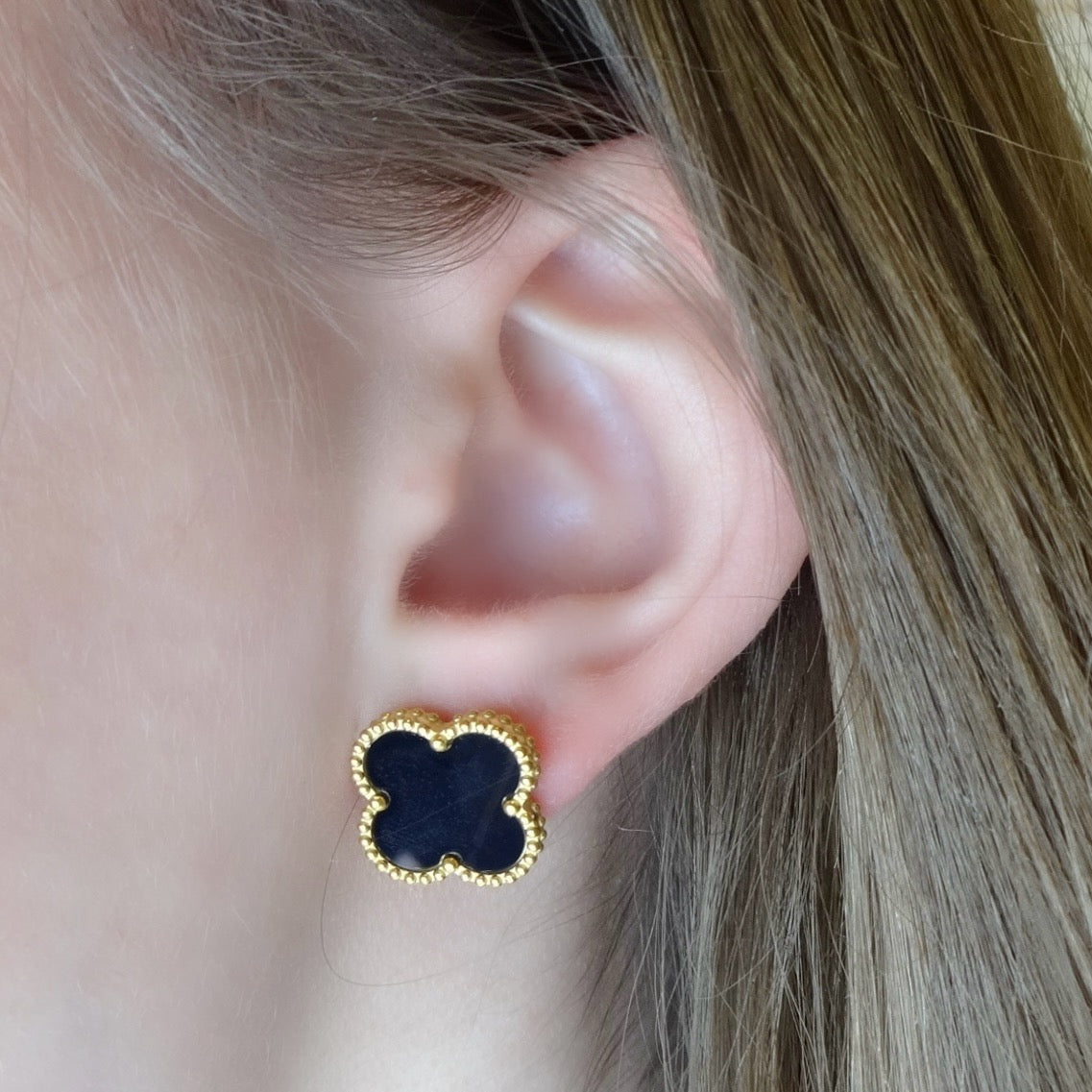 Van Cleef inspired 15mm Gold Trim Clover Stud