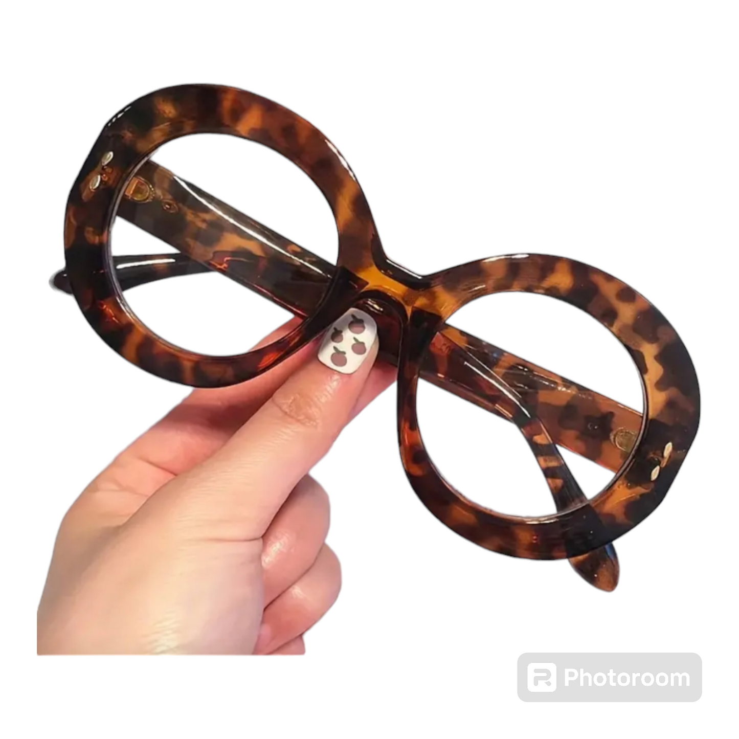 Oversized round eyewear