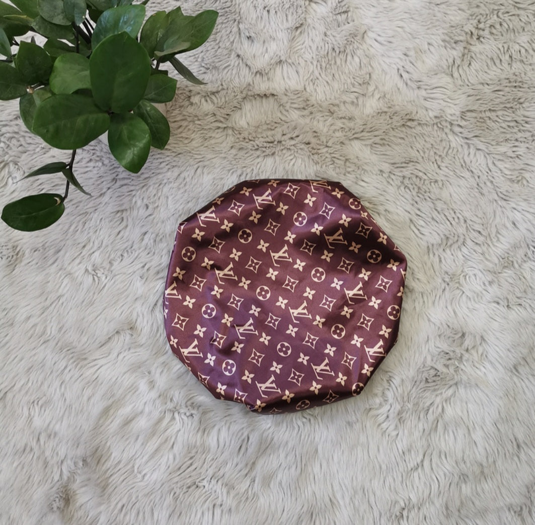 Luxury Bonnet LV