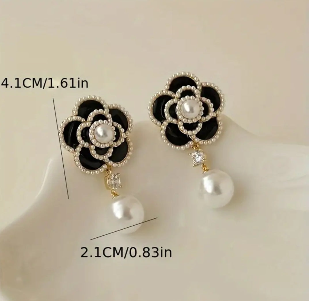 Camellia drop pearl flower earrings