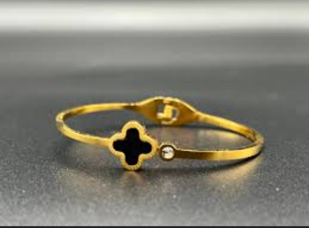 Four Leaf Clover Designer Inspired Four Leaf Clover Bangle