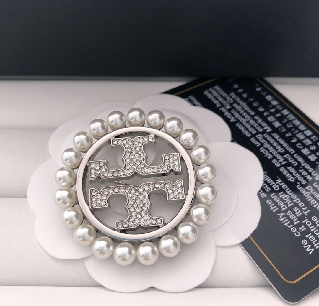 Tory Burch inspired brooch