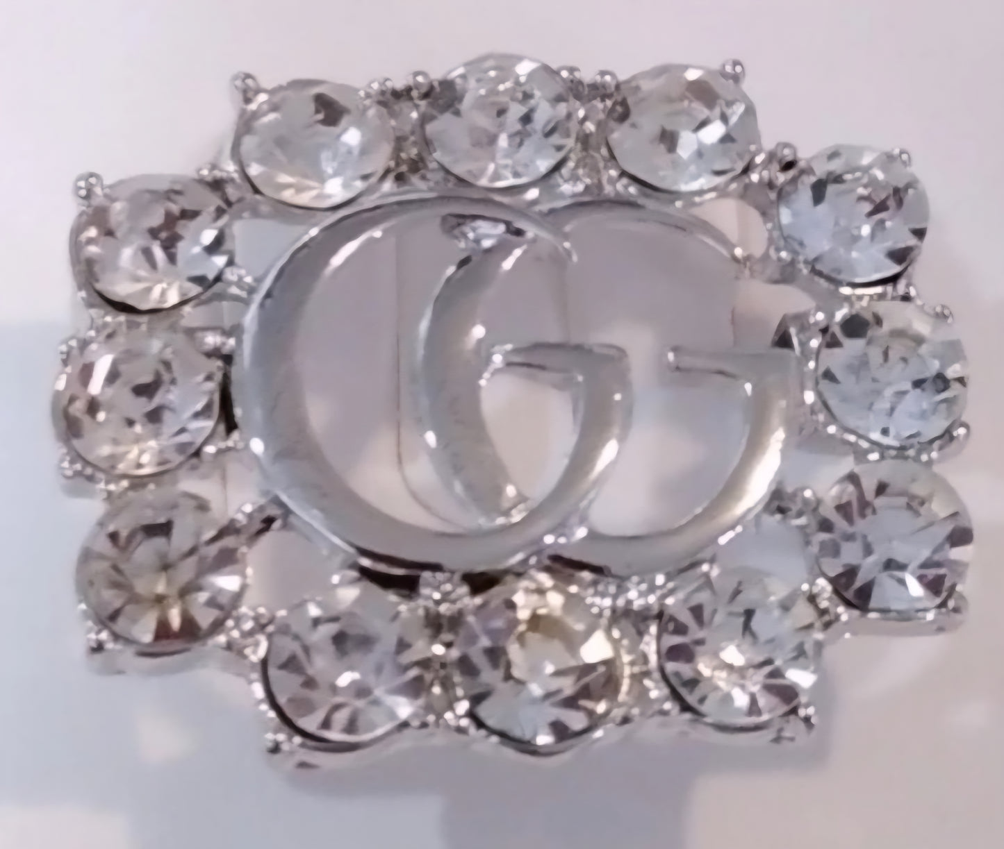 Gucci inspired round crystal brooch