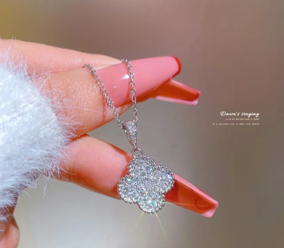 Van Cleef inspired Clover Necklace