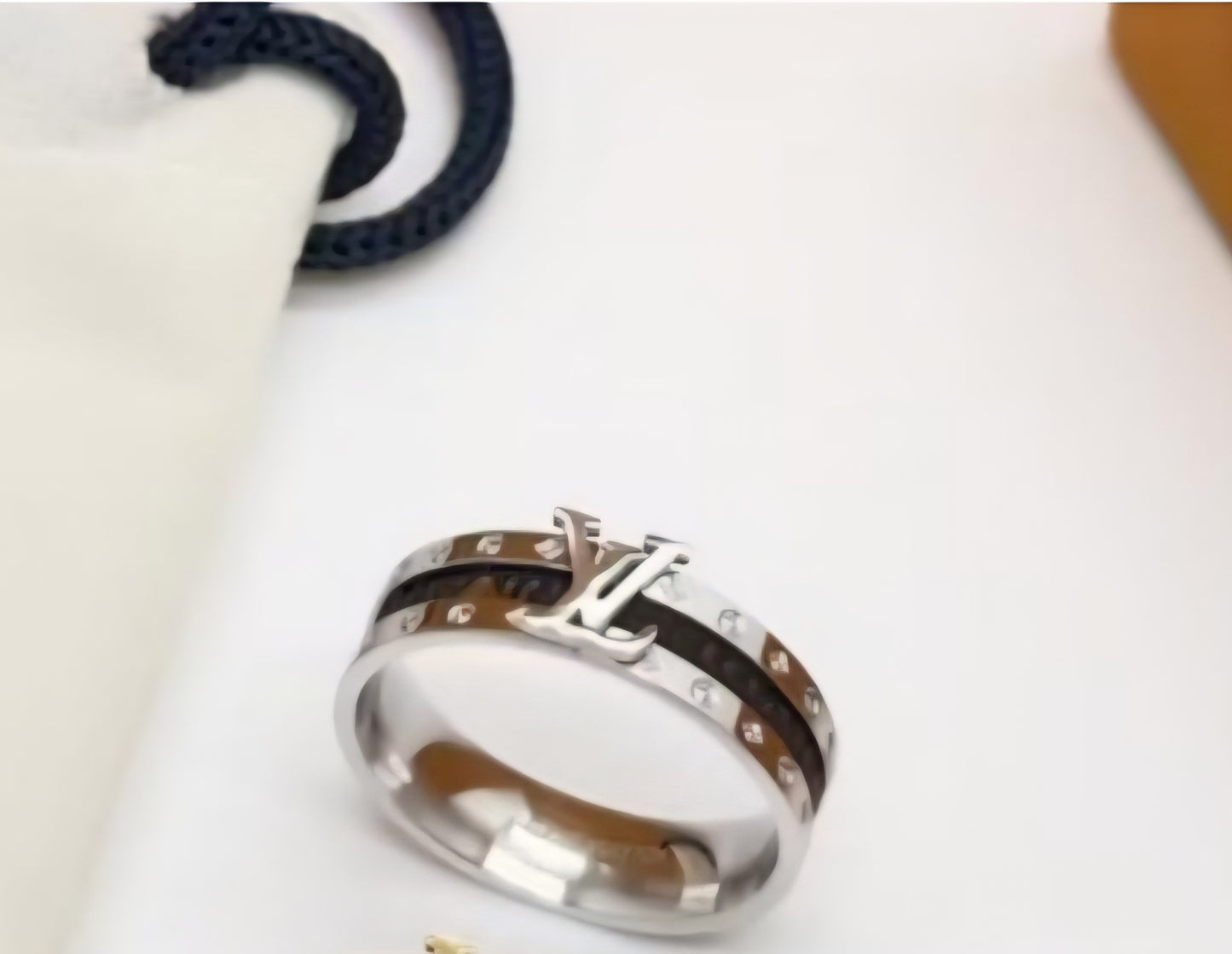 Lv inspired rings