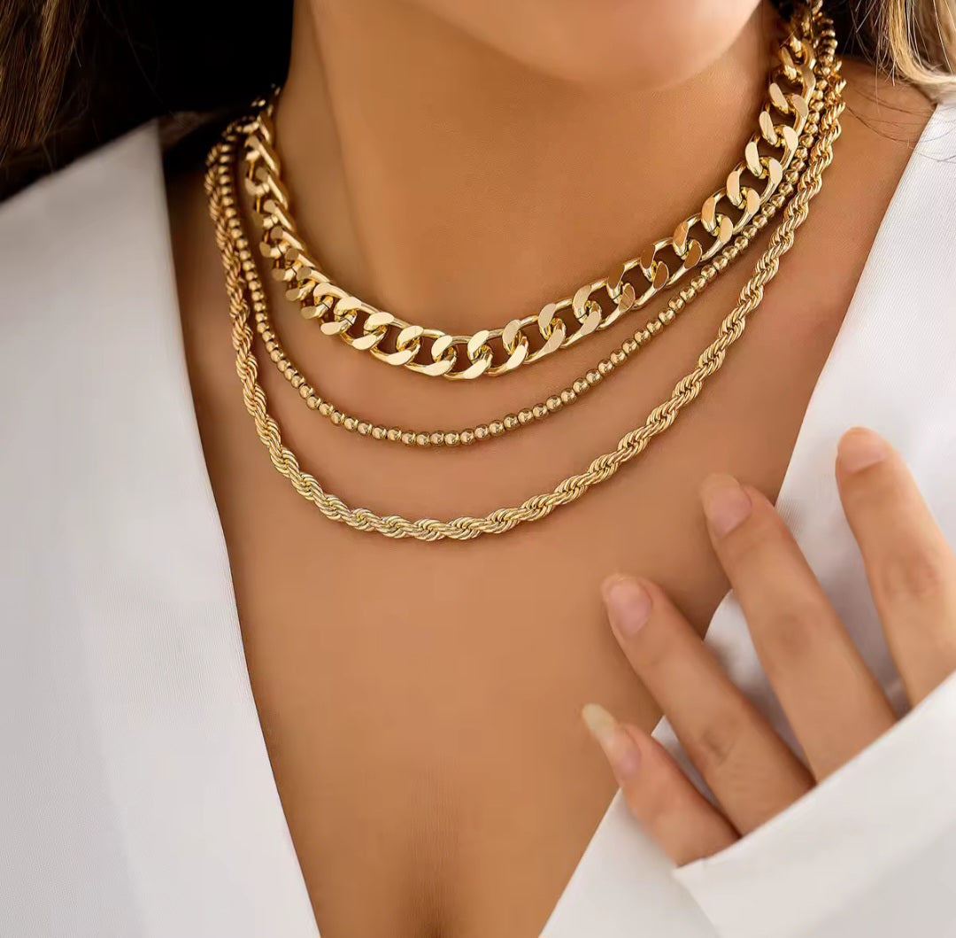 Stackable necklace set