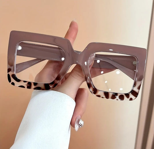 Oversized square Eyewear