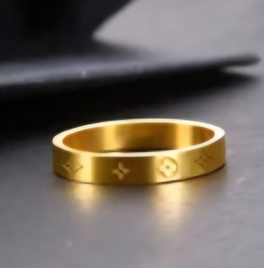 LV Clover inspired rings