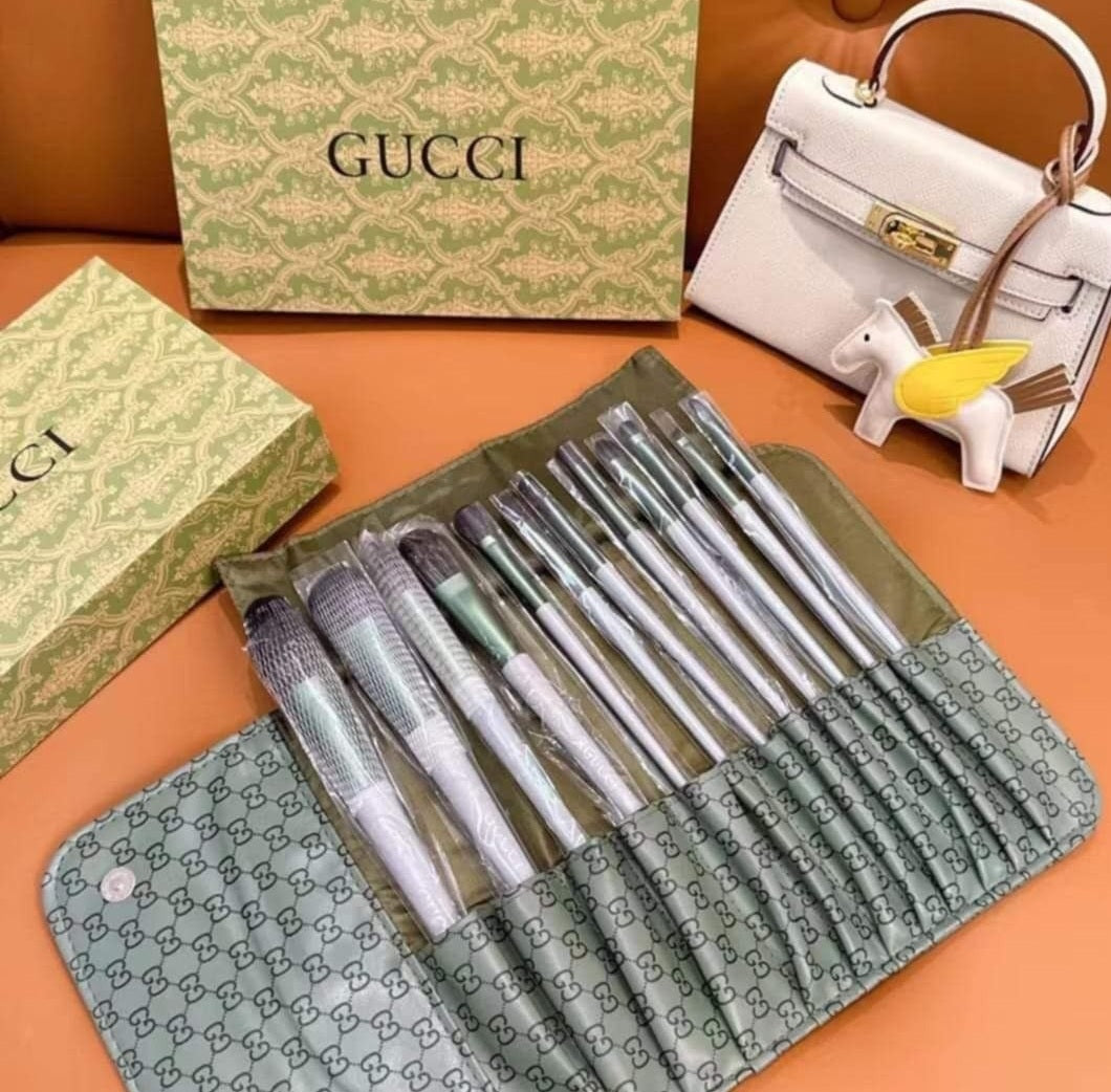 Gucci inspired makeup brush set