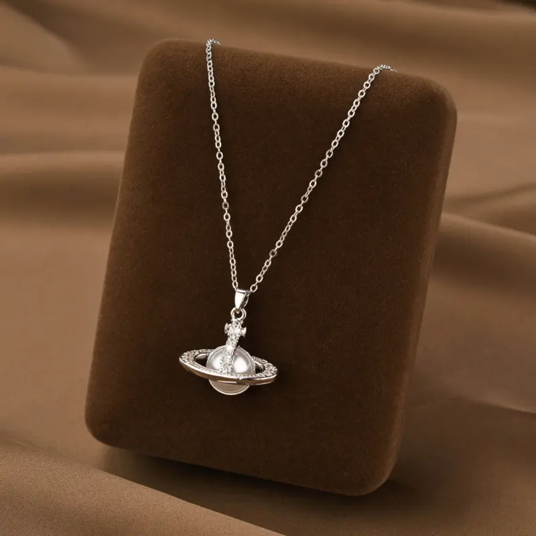 Vivienne Westwood inspire necklace
