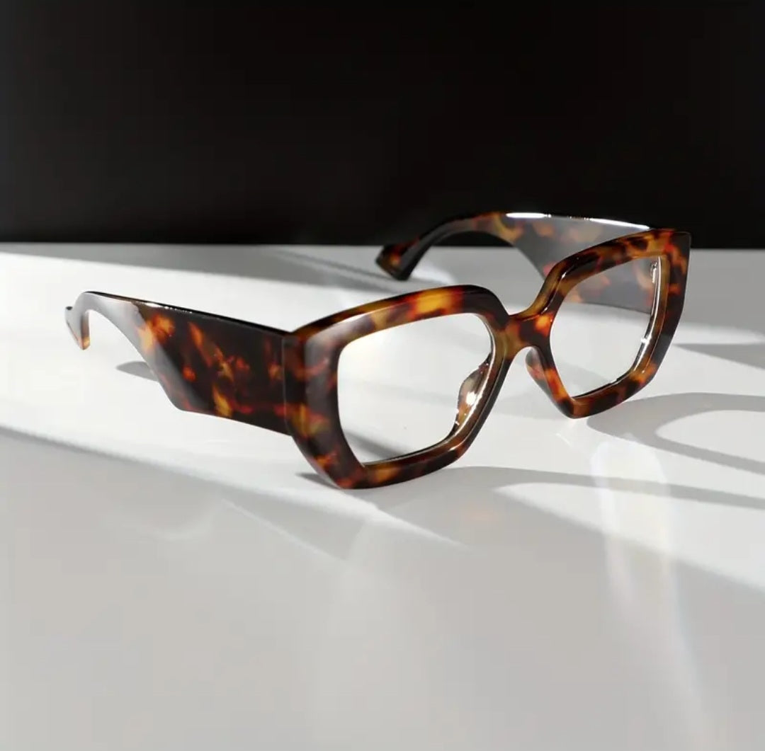 Square Cat Eye Eyewear