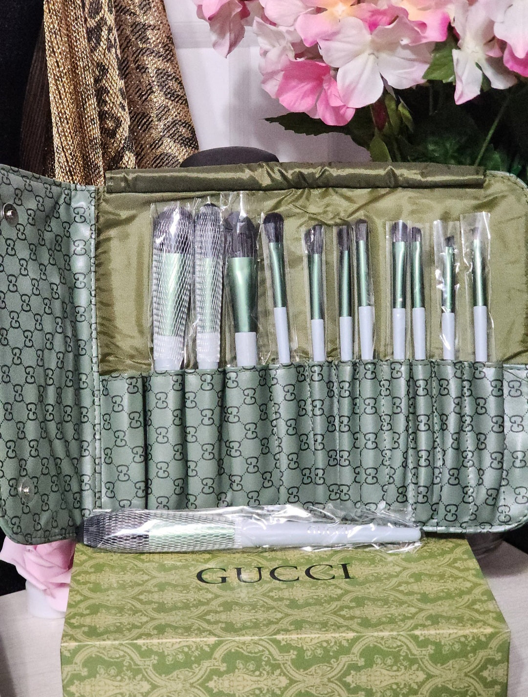 Gucci inspired makeup brush set