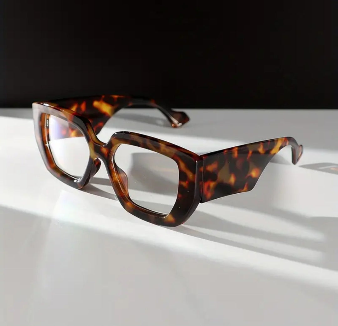 Square Cat Eye Eyewear