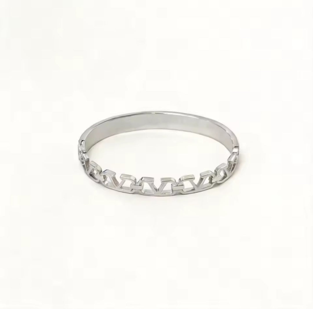 Valentino inspired bracelet