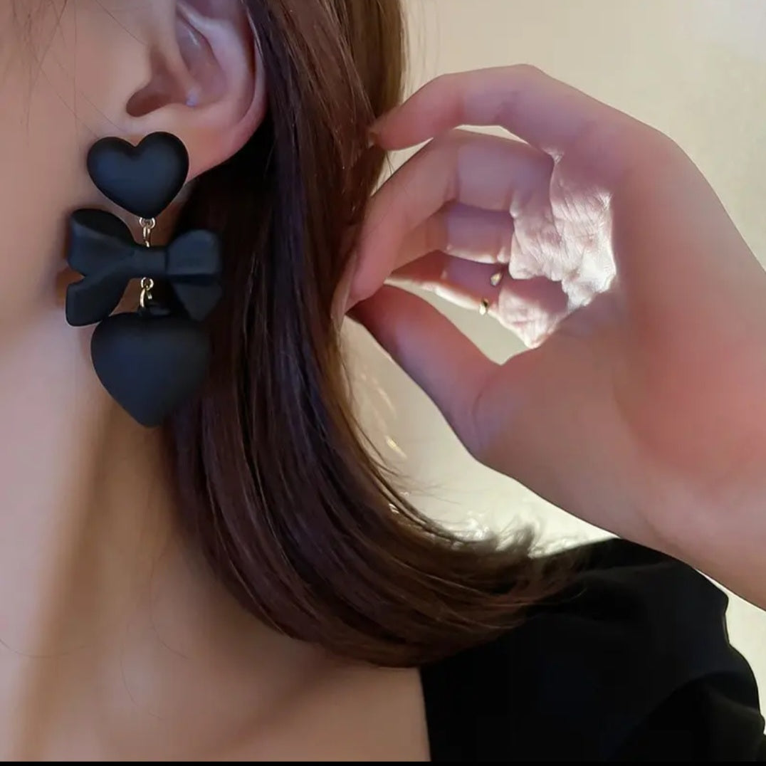 Bowknot Heart Earring