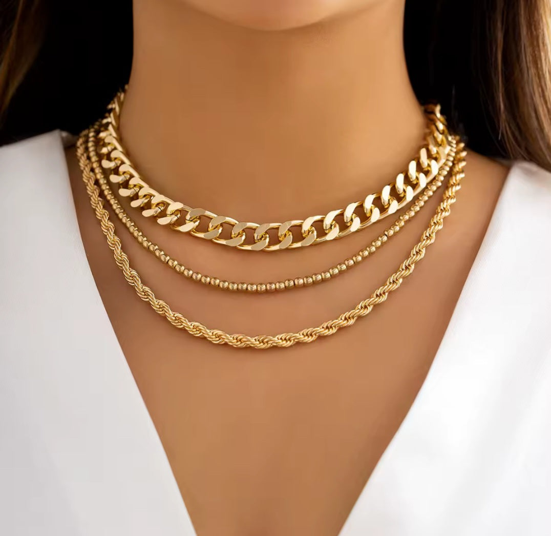 Stackable necklace set