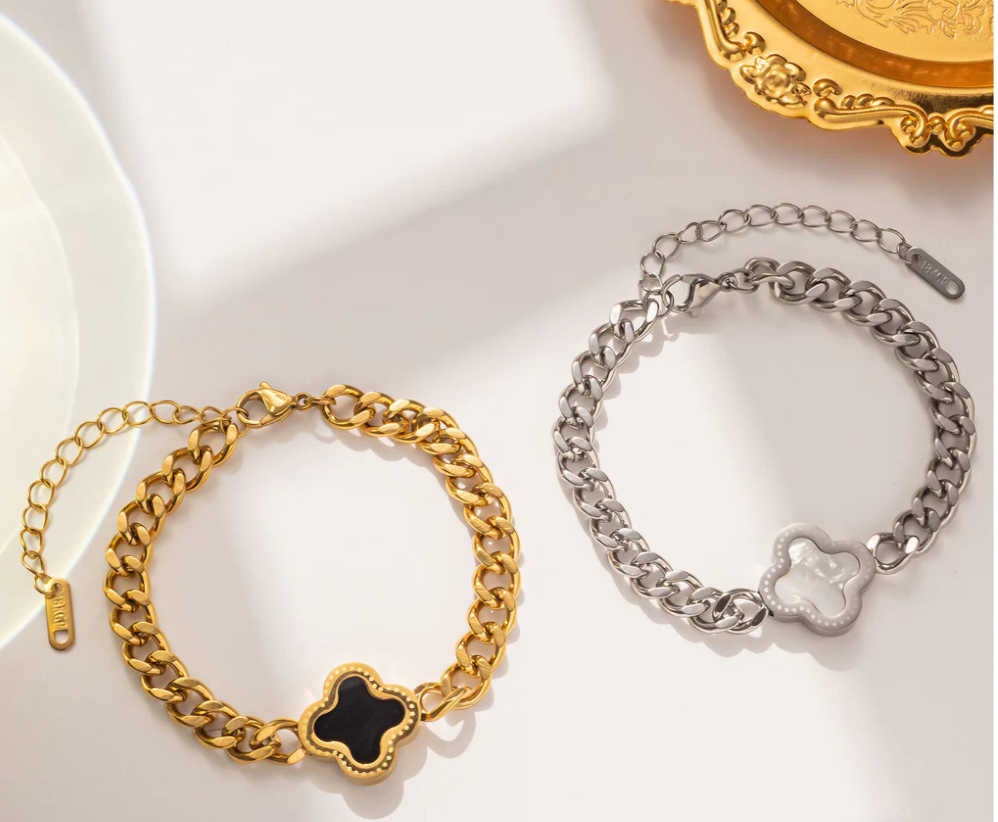 Double Sided 4leaf Clover Cuban link Chain