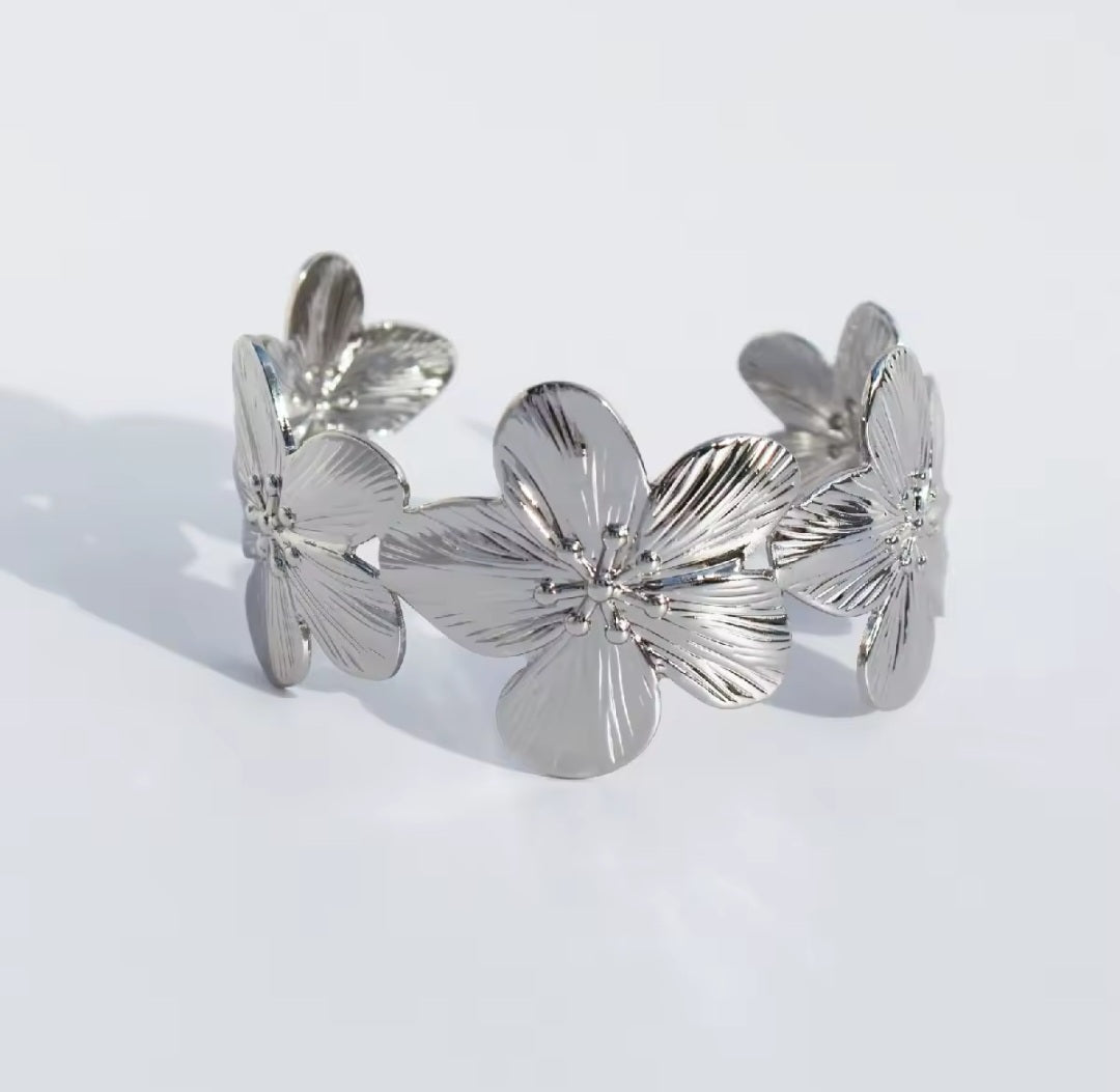 Flower wide Bangles