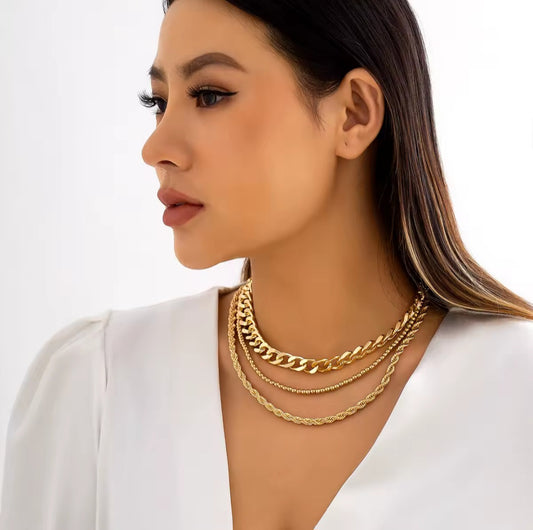 Stackable necklace set