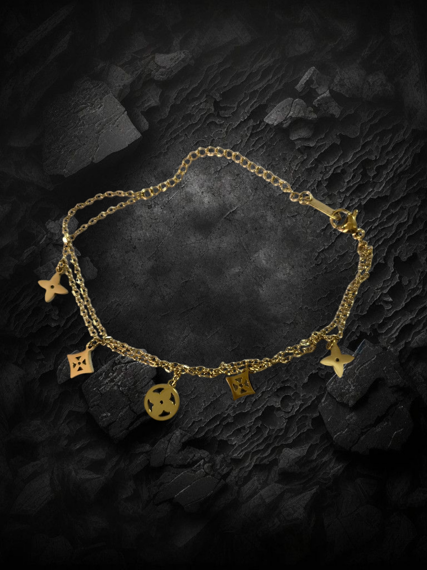 4 leaf clover Gold Bracelet