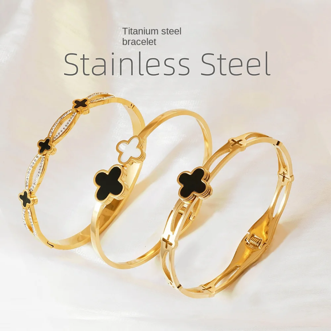 Van Cleef inspired Clover bracelet