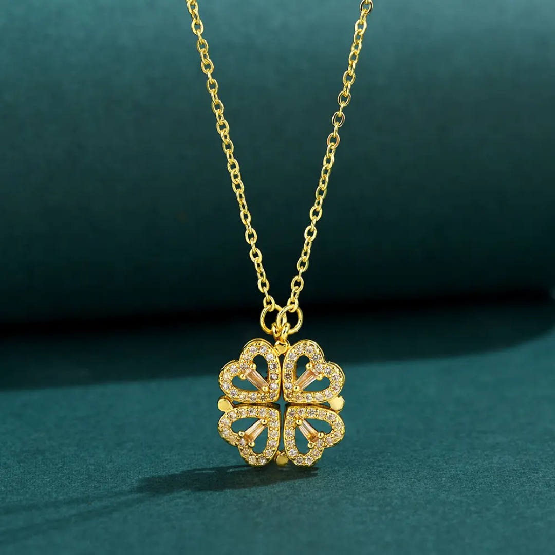 Folding Heart Clover Necklace
