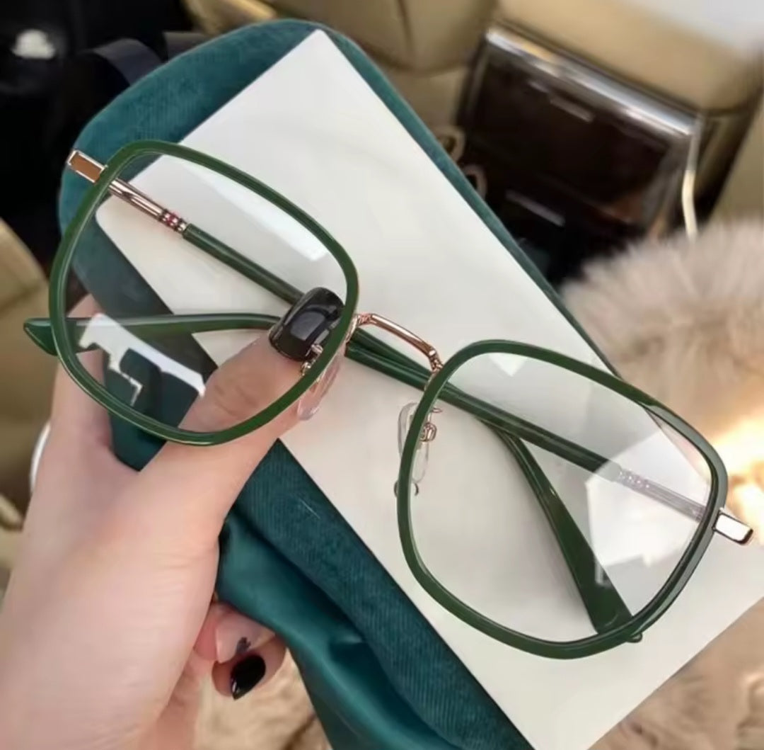 Oversized square Eyewear