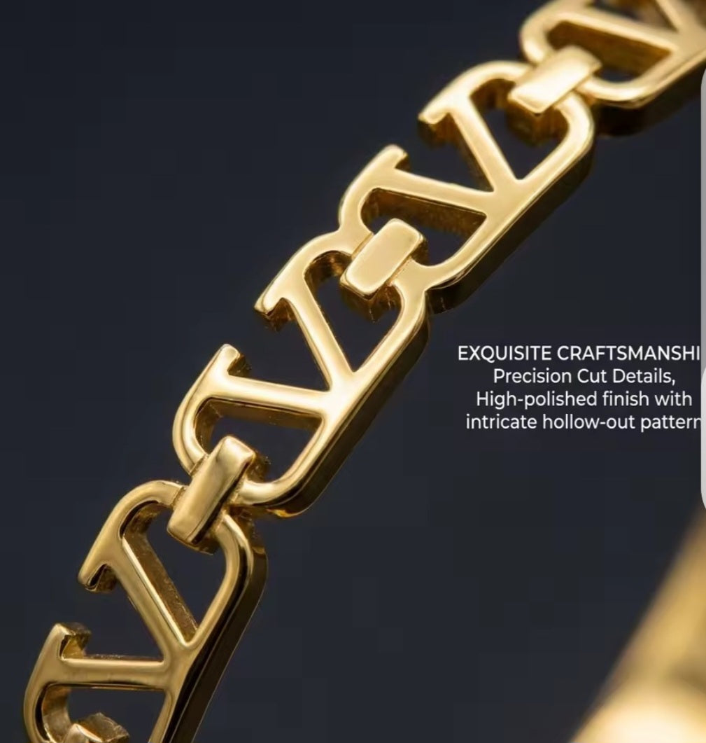 Valentino inspired bracelet