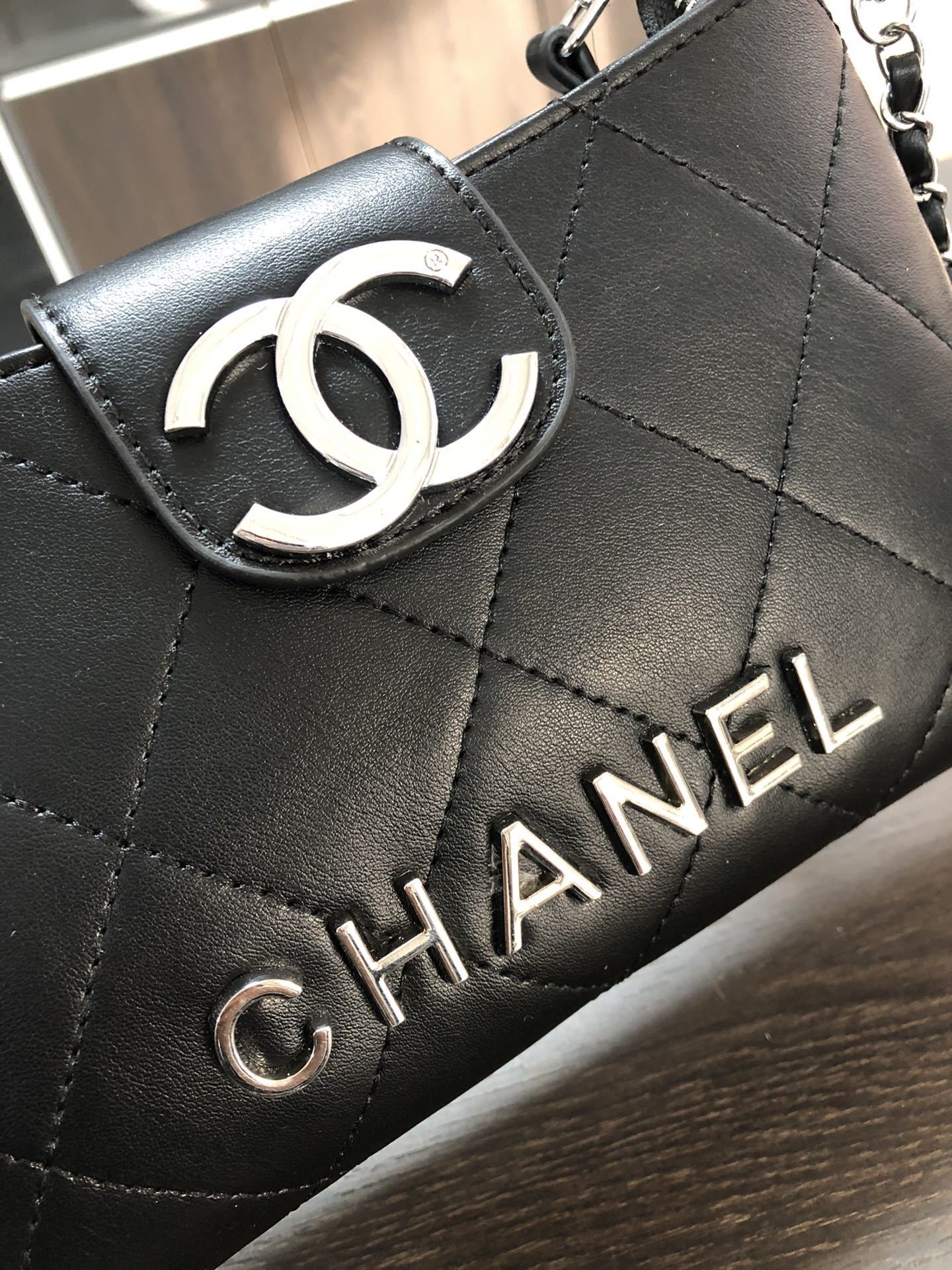 Chanel inspired quilted handbag