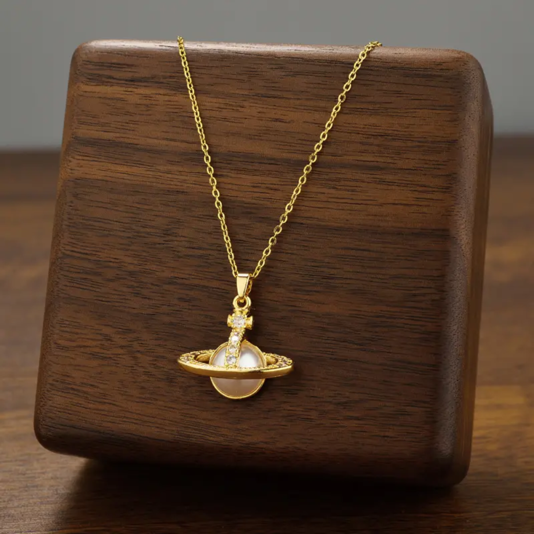 Vivienne Westwood inspire necklace
