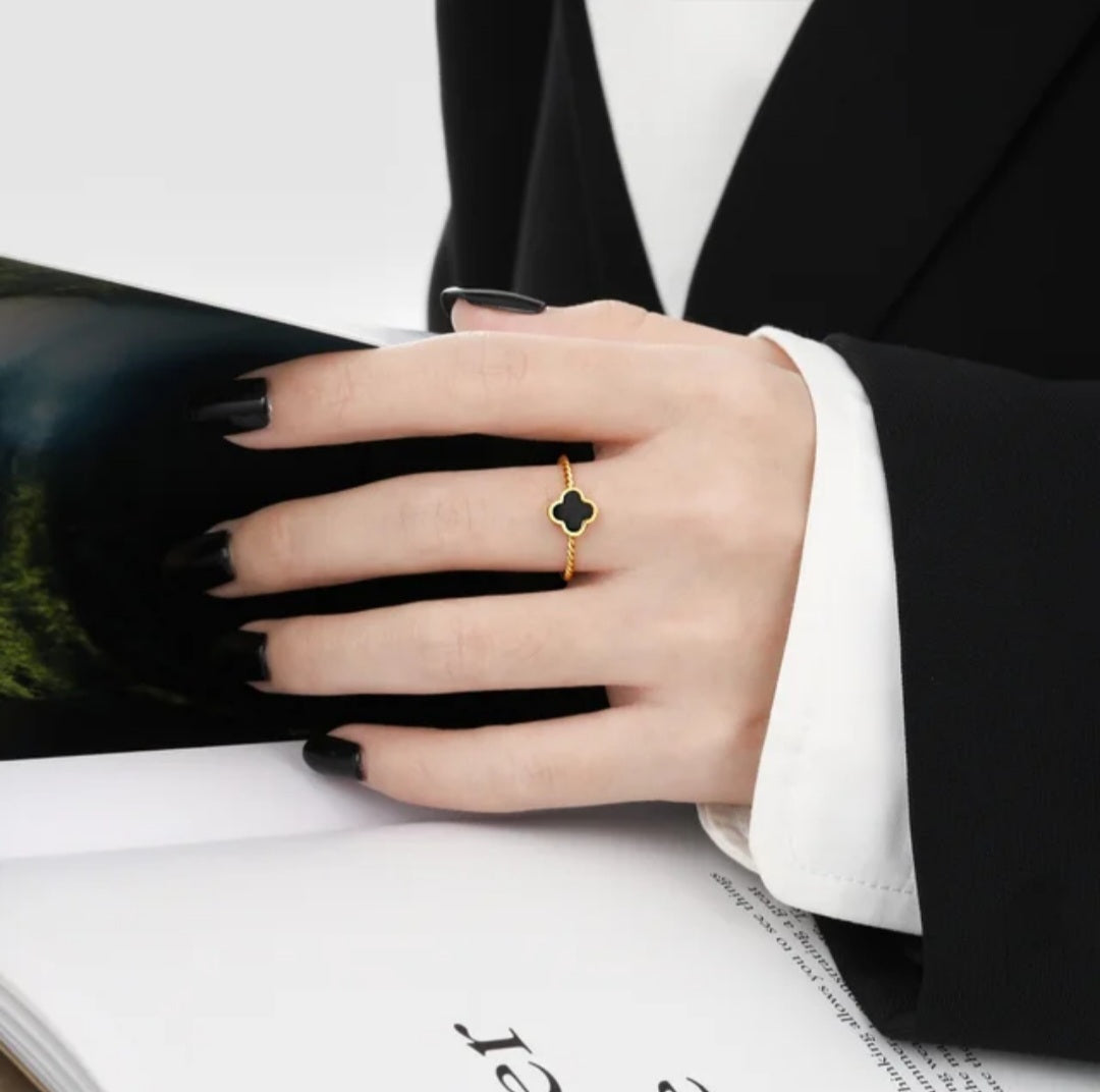 Fashion Statement Clover Rings