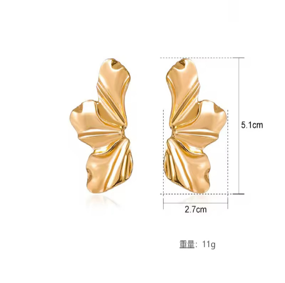 Flowers stud earrings