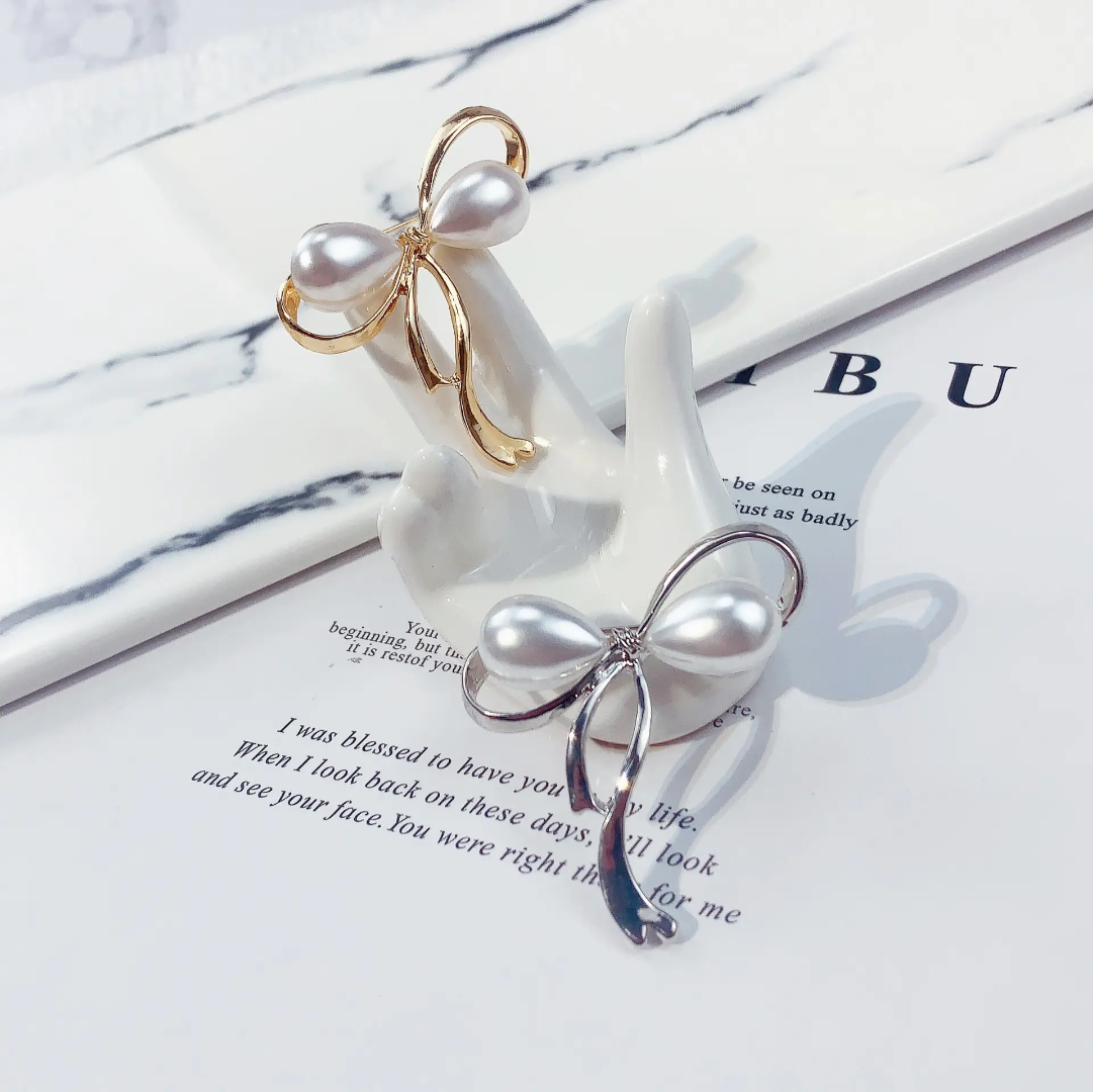 Bowtie Brooches