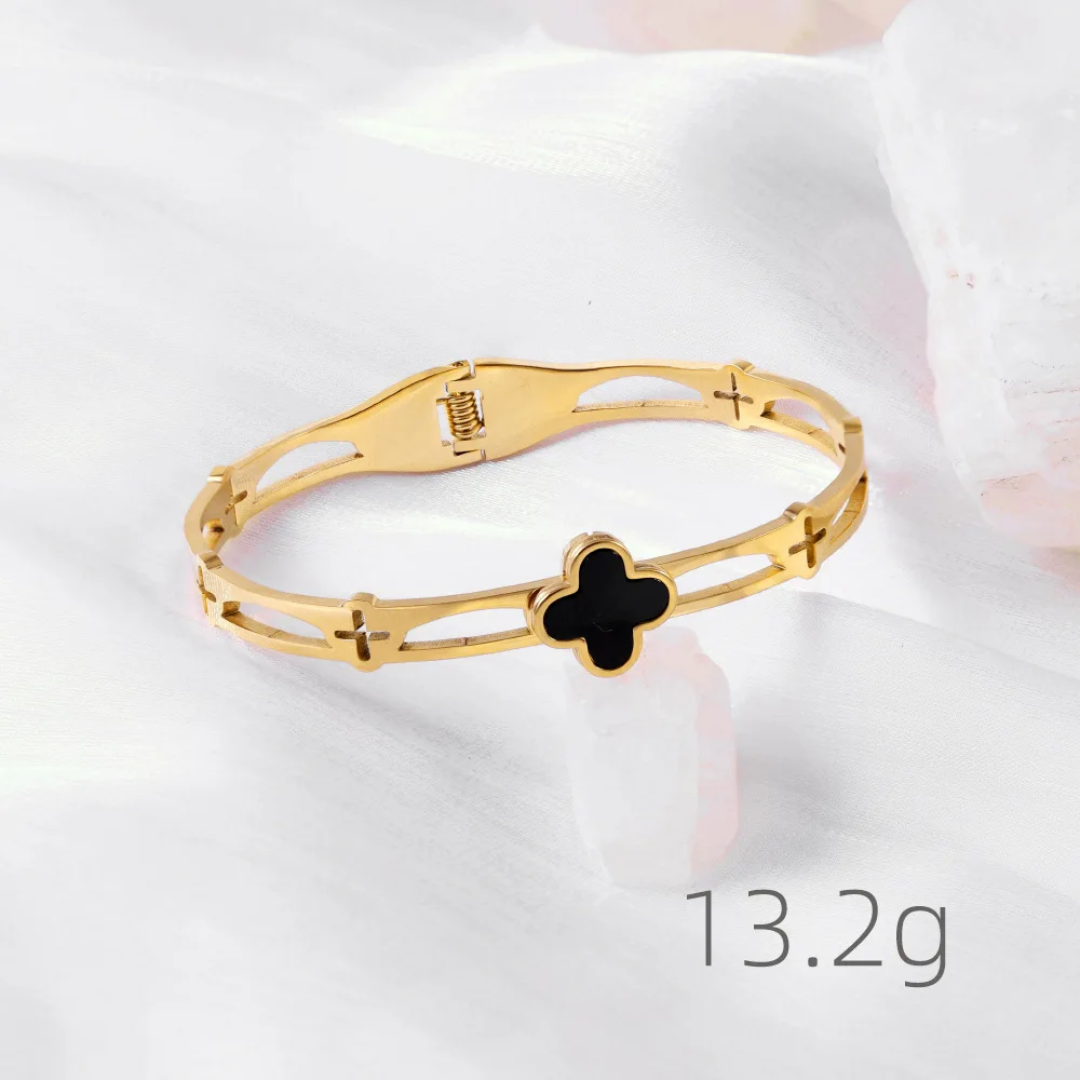 Van Cleef inspired Clover bracelet